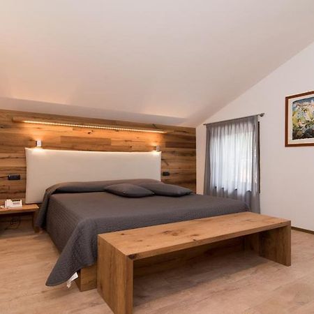 Hotel Ferrovia Calalzo di Cadore Екстер'єр фото