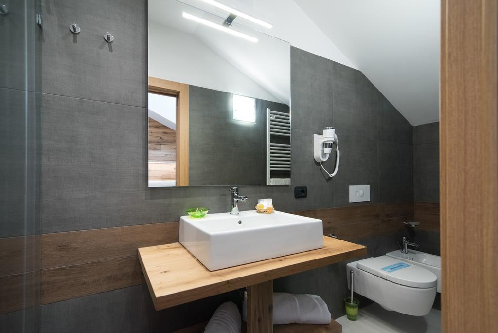 Hotel Ferrovia Calalzo di Cadore Екстер'єр фото